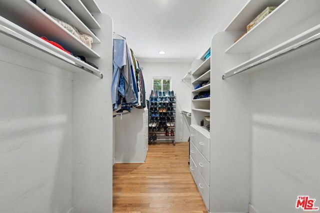 12004 Briarvale Lane, Studio City (los Angeles), CA 91604