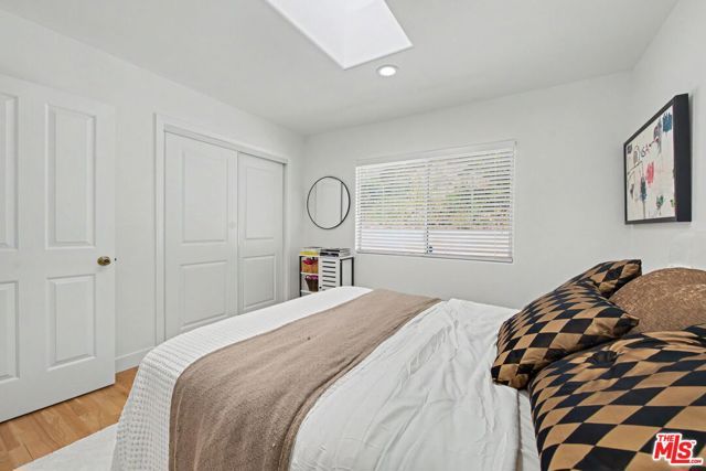 12004 Briarvale Lane, Studio City (los Angeles), CA 91604