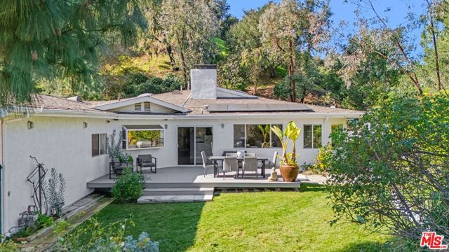 12004 Briarvale Lane, Studio City (los Angeles), CA 91604
