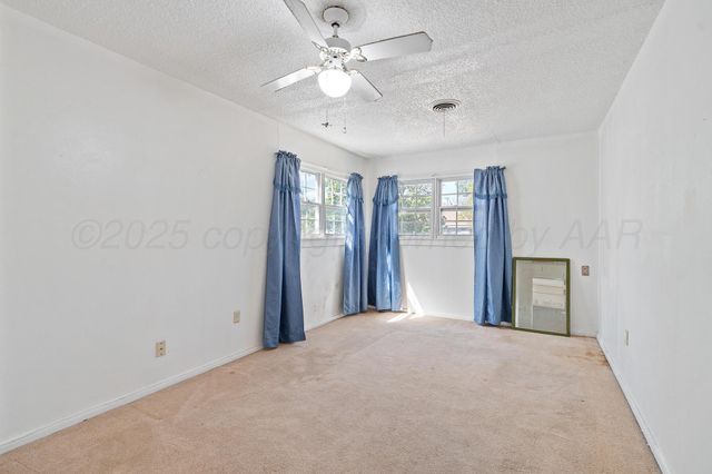 4243 SW 14TH Avenue, Amarillo, TX 79106