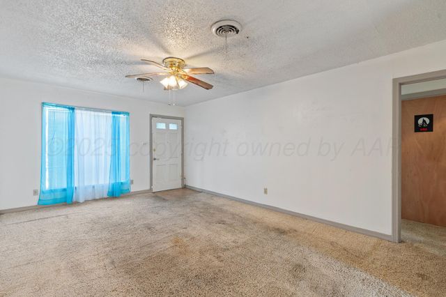 4243 SW 14TH Avenue, Amarillo, TX 79106