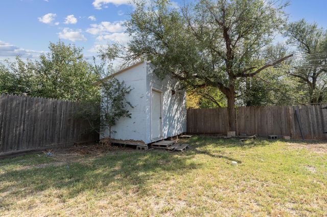 4243 SW 14TH Avenue, Amarillo, TX 79106