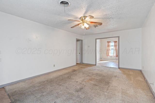 4243 SW 14TH Avenue, Amarillo, TX 79106