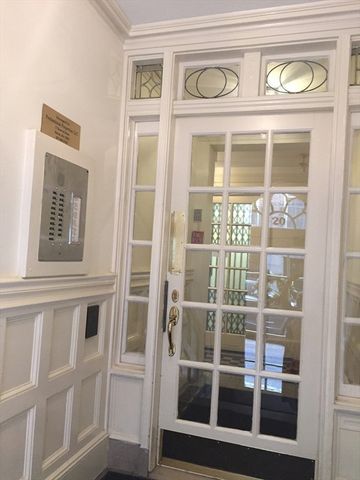 20 Lime 33, Boston, MA 02108