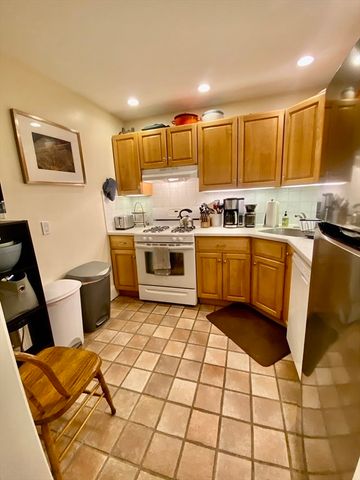 20 Lime 33, Boston, MA 02108