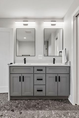 4052 Alabama Avenue S, Saint Louis Park, MN 55416