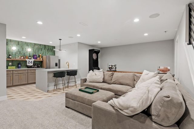 4052 Alabama Avenue S, Saint Louis Park, MN 55416