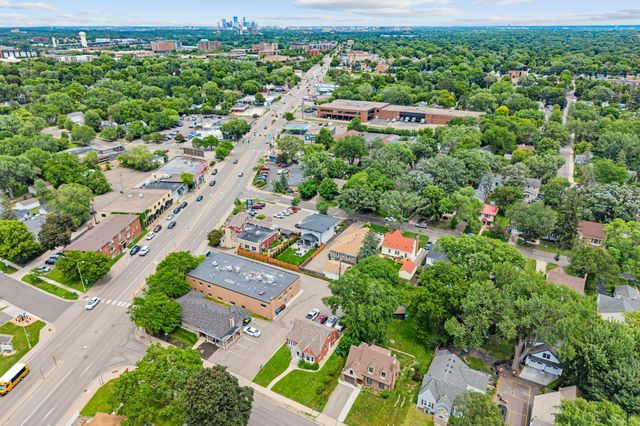 4052 Alabama Avenue S, Saint Louis Park, MN 55416