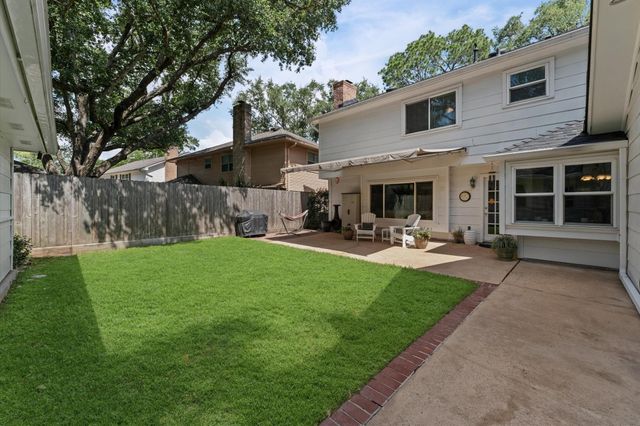3030 Broadmoor Drive, Sugar Land, TX 77478