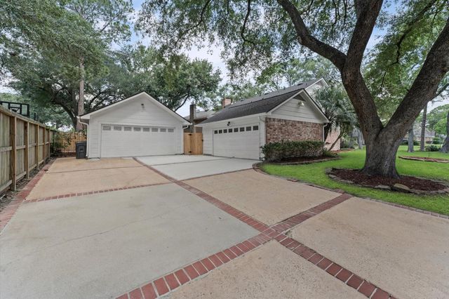 3030 Broadmoor Drive, Sugar Land, TX 77478