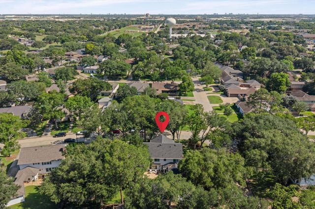 3030 Broadmoor Drive, Sugar Land, TX 77478