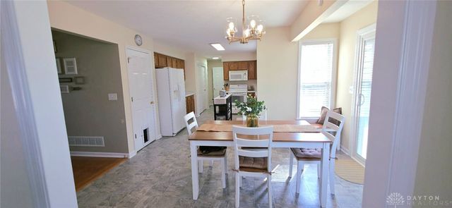 44 Churchill Manor Court, Monroe, OH 45044