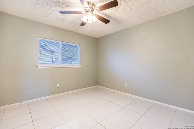 2914 Jardines, San Antonio, TX 78237