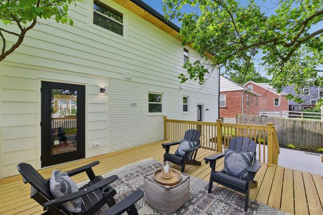 7112 Summit Avenue, Madeira, OH 45243