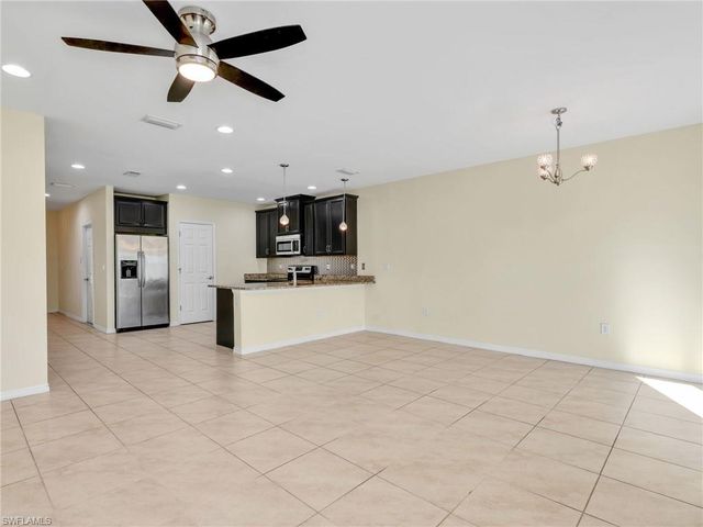 3886 Tilbor CIR, Fort Myers, FL 33916