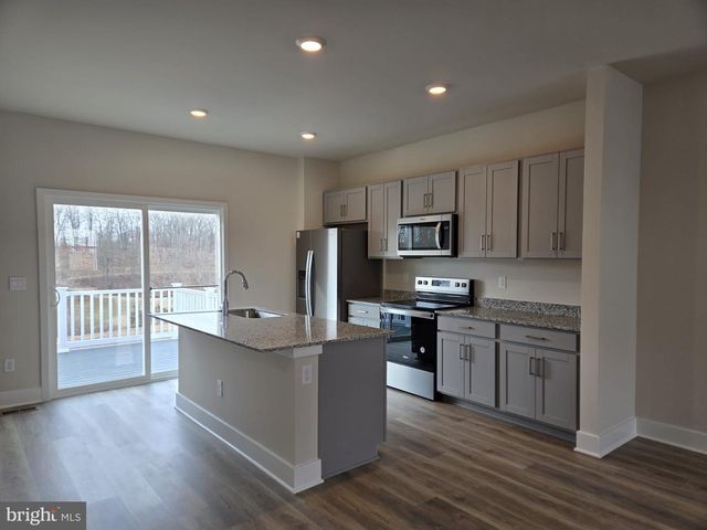 151 MUNSEE CIRCLE, Winchester, VA 22602