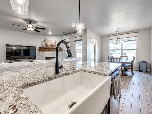 9140 NW 117th Street, Yukon, OK 73099