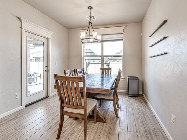 9140 NW 117th Street, Yukon, OK 73099