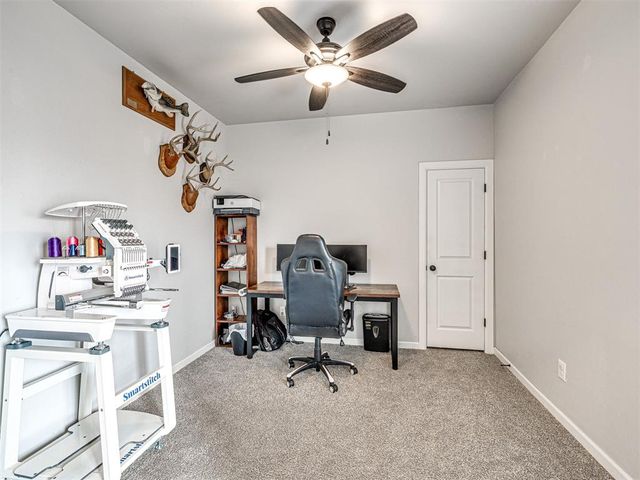 9140 NW 117th Street, Yukon, OK 73099