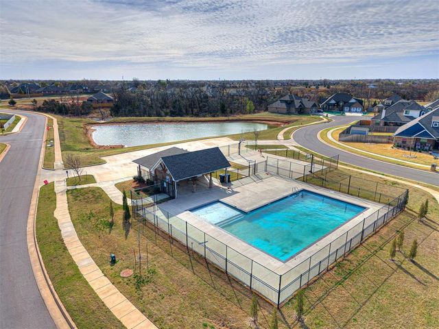 9140 NW 117th Street, Yukon, OK 73099