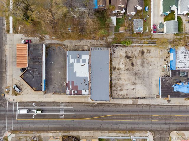 15031 Wyoming Avenue, Detroit, MI 48238