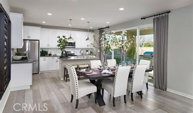 8878 Waltham Avenue, Hesperia, CA 92345