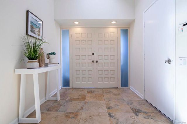 2283 Caminito Preciosa Sur, La Jolla, CA 92037