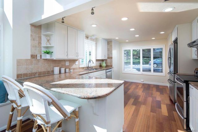 2283 Caminito Preciosa Sur, La Jolla, CA 92037