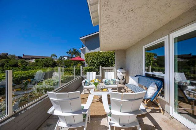 2283 Caminito Preciosa Sur, La Jolla, CA 92037