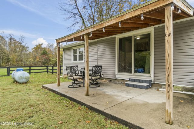 5180 Knob Creek Rd, Brooks, KY 40109