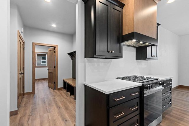 1423 CROSSROADS DRIVE, De Pere, WI 54115
