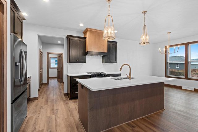 1423 CROSSROADS DRIVE, De Pere, WI 54115
