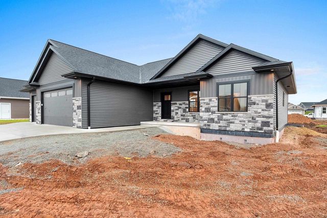 1423 CROSSROADS DRIVE, De Pere, WI 54115