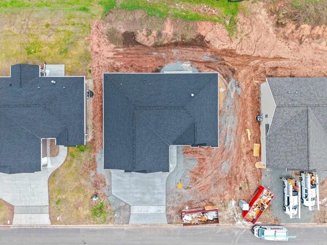 1423 CROSSROADS DRIVE, De Pere, WI 54115