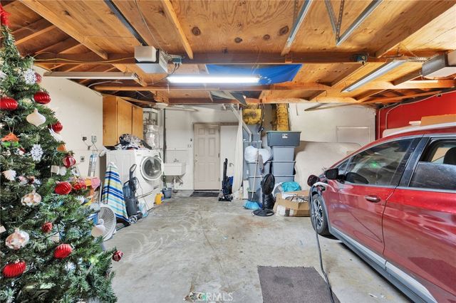 635 W Dover Dr Drive W, San Bernardino, CA 92407