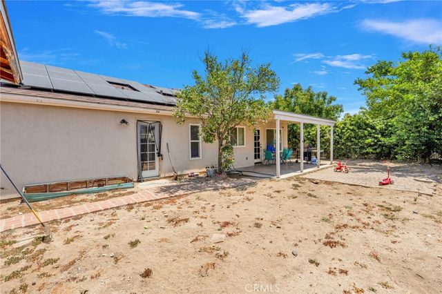 635 W Dover Dr Drive W, San Bernardino, CA 92407