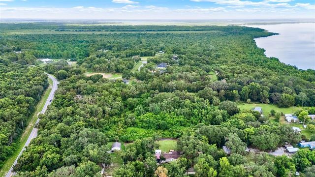 15504 LAKE APOPKA RD, Clermont, FL 34715