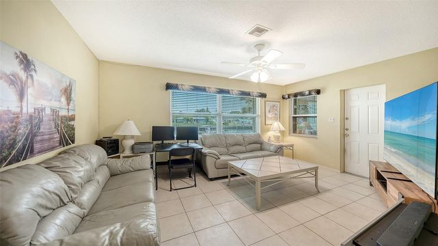 481 W TARPON BOULEVARD NW, Port Charlotte, FL 33952