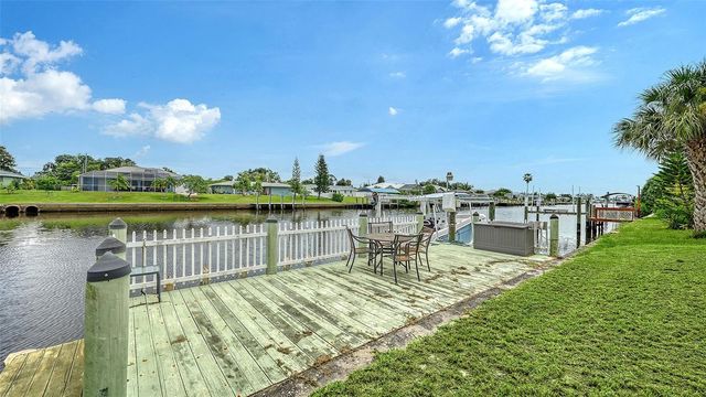481 W TARPON BOULEVARD NW, Port Charlotte, FL 33952