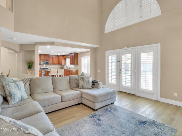 3347 E ROCKWOOD Drive, Phoenix, AZ 85050