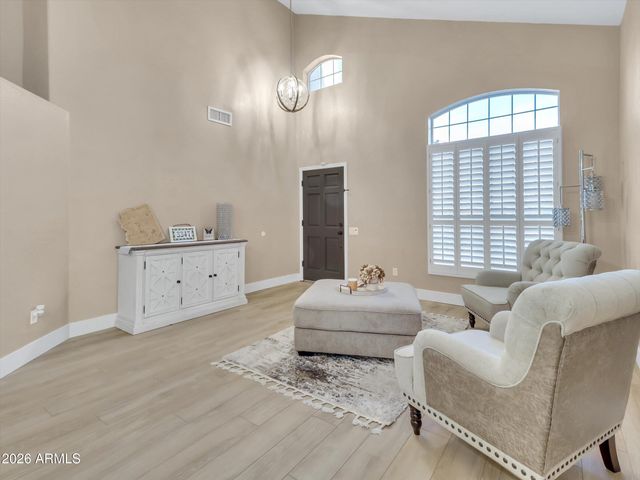 3347 E ROCKWOOD Drive, Phoenix, AZ 85050