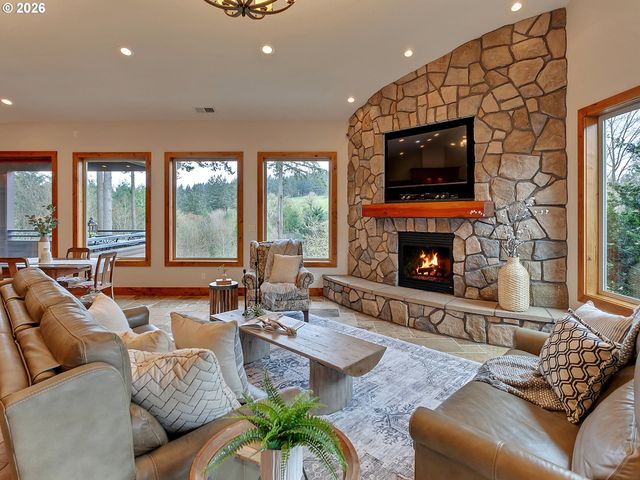 17725 Ne LEANDER Dr, Sherwood, OR 97140
