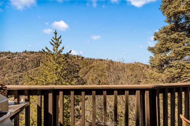 1256 Grass Valley, Lake Arrowhead, CA 92352