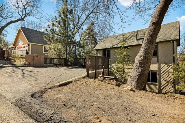 1256 Grass Valley, Lake Arrowhead, CA 92352