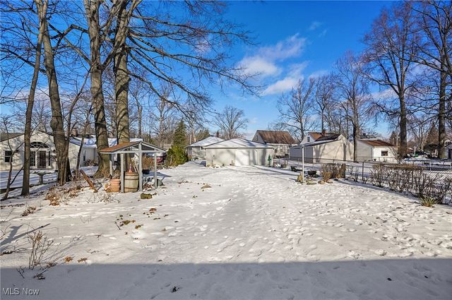 29310 Grand Boulevard, Wickliffe, OH 44092