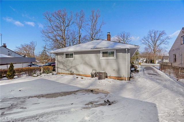 29310 Grand Boulevard, Wickliffe, OH 44092