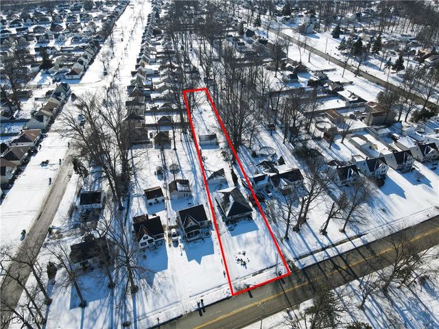 29310 Grand Boulevard, Wickliffe, OH 44092