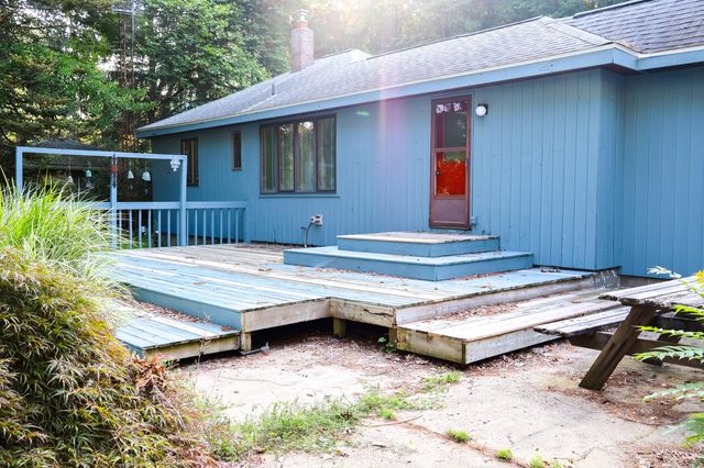 14770 Marquette Road, Chikaming Twp, MI 49128