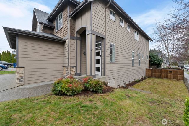4233 154th Place SE, Bothell, WA 98012