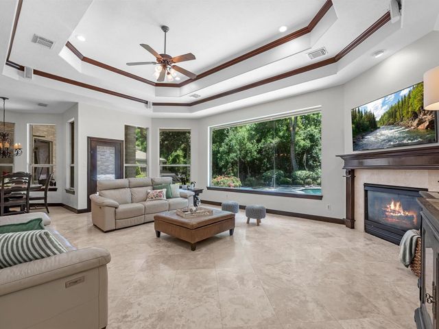14211 Norhill Pointe Drive, Houston, TX 77044